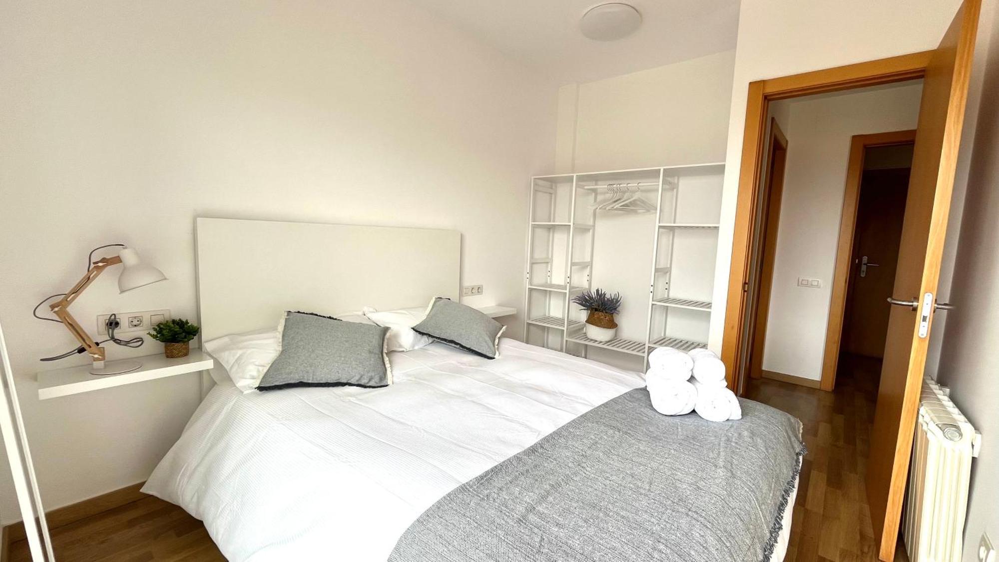 Apartamento Con Terraza By Prestigi Terrassa Exterior photo